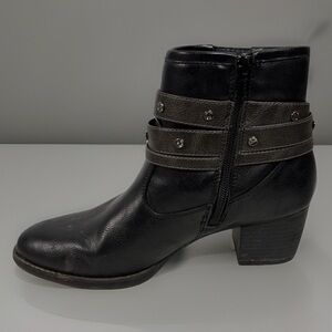 White Mountain leather Stylish Dark Brown Ankle Boots